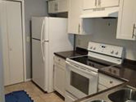 3rd image of 1503 Northlake Dr