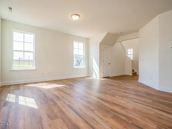 1516 Briar Brook Ln, Zebulon, NC 27597