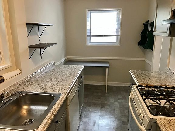 4th image of 3123 King St