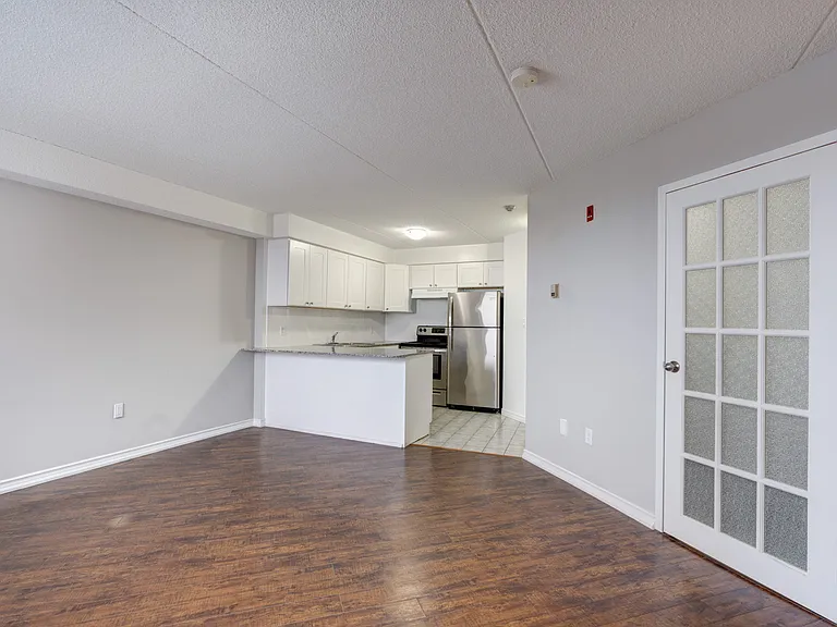 46 Gale Cres — Photo 26