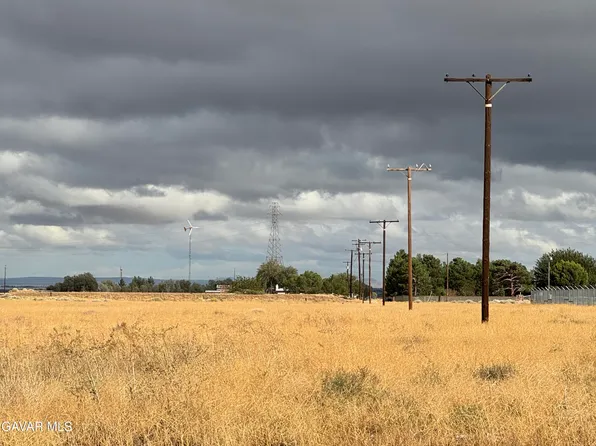 97th St W #W, Lancaster, CA 93536