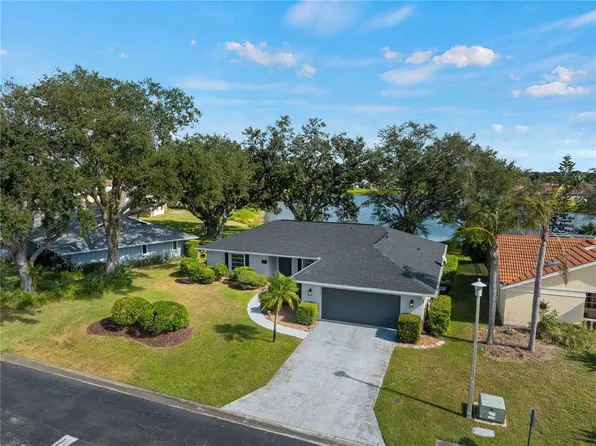 3298 Meadow Run Cir, Venice, FL 34293