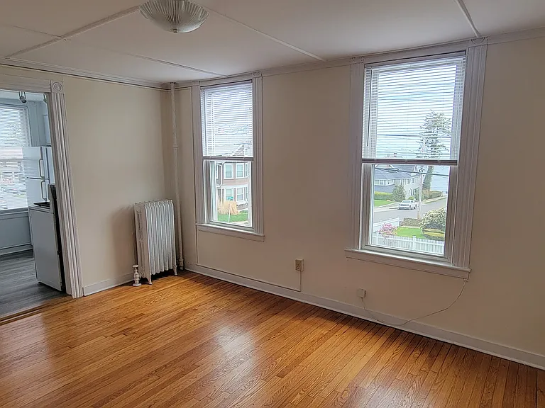 60 Hawley Ave #8 — Photo 4