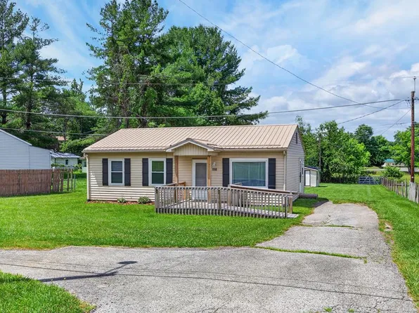 321 Training Center Rd, Woodlawn, VA 24381