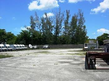 2nd image of 3561 NW 126th Ave