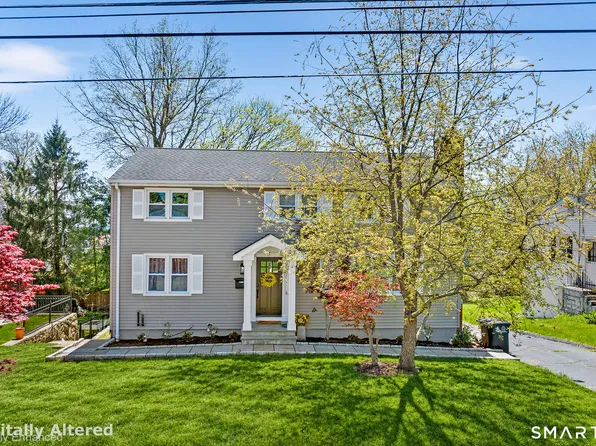 11 Island Heights Circle, Stamford, CT 06902