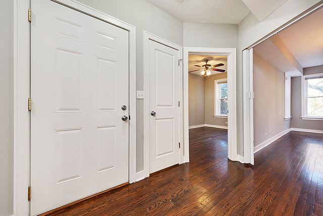 1st image of 6334 N Claremont Ave Fl 1