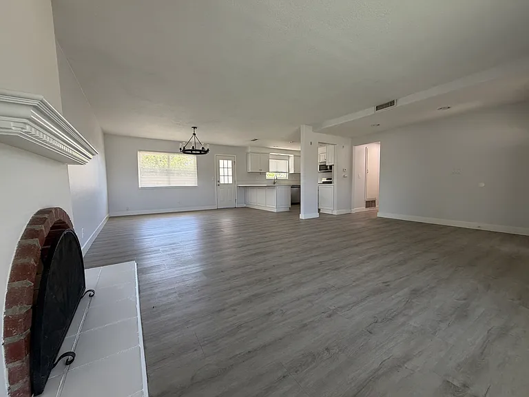 16624 San Andres St — Photo 3