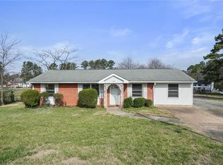 5205 Dunmoreland Ct, College Park, GA 30349