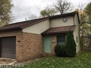 622 S Monroe St #B, Millersburg, OH 44654