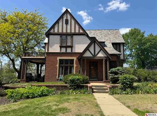 1021 E St, Fairbury, NE 68352