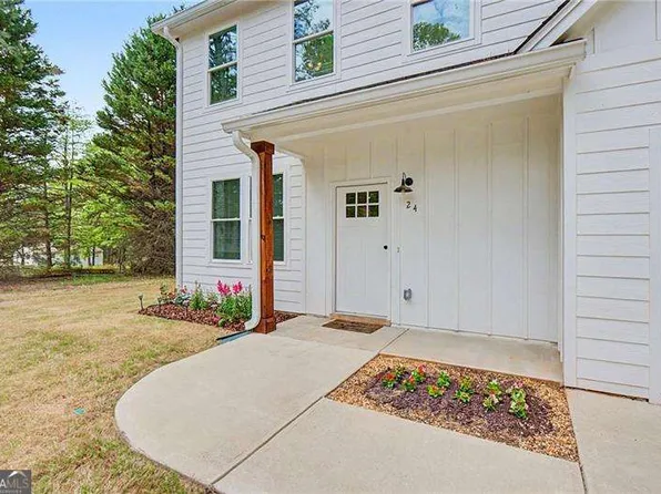 24 Rocky Cir NE, White, GA 30184