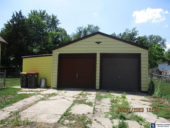 2nd image of 425 G St