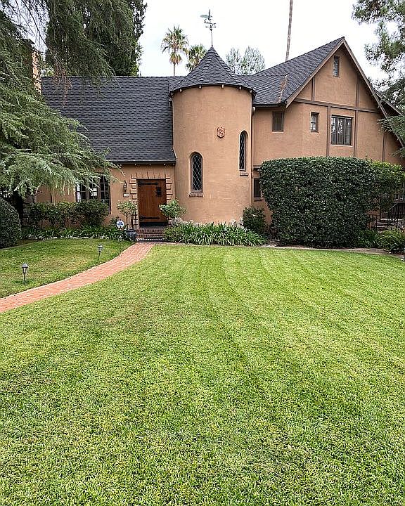 2nd image of 2106 Mendocino Ln