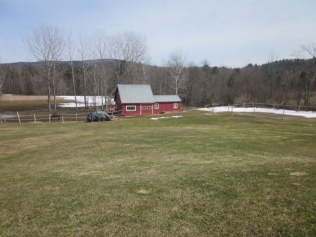 2nd image of 771 Hardscrabble Rd