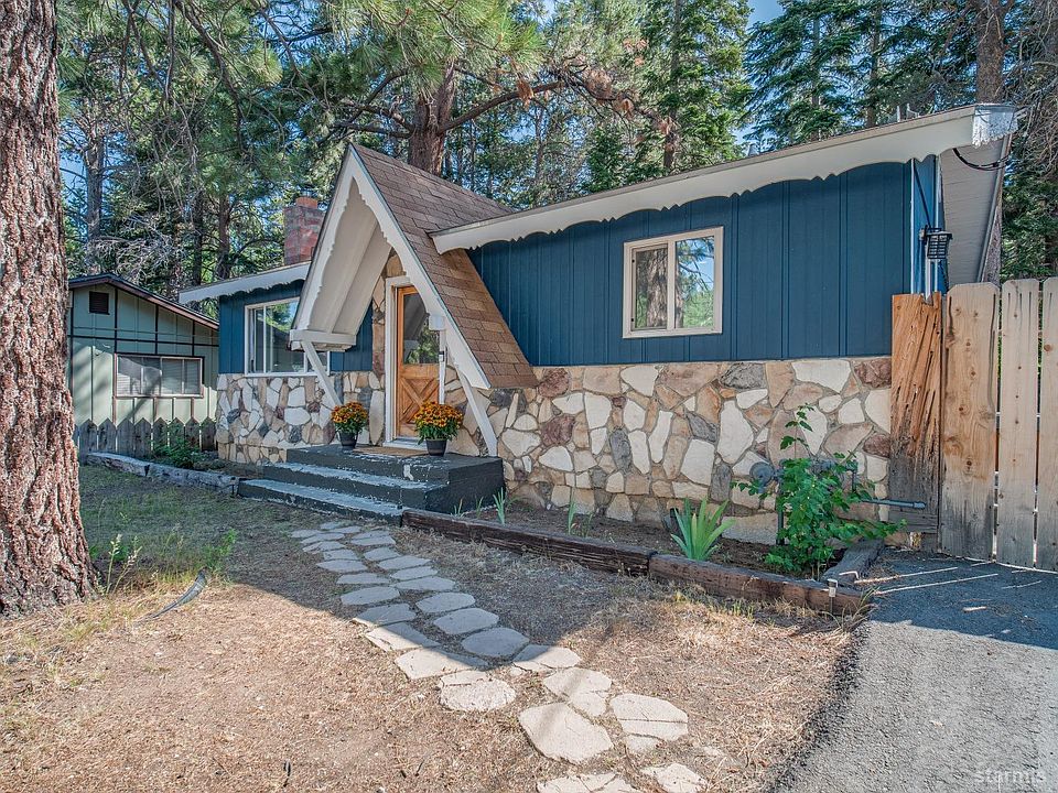 2nd image of 1117 Julie Ln