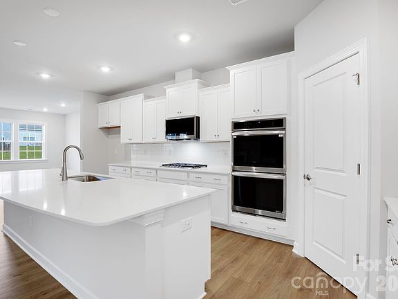 4th image of 4284 Camden Glen Rd #161