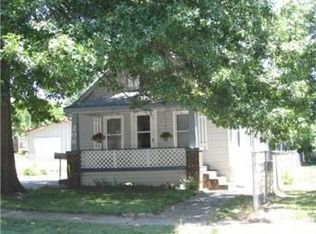 206 N Boardman St, Pleasant Hill, MO 64080