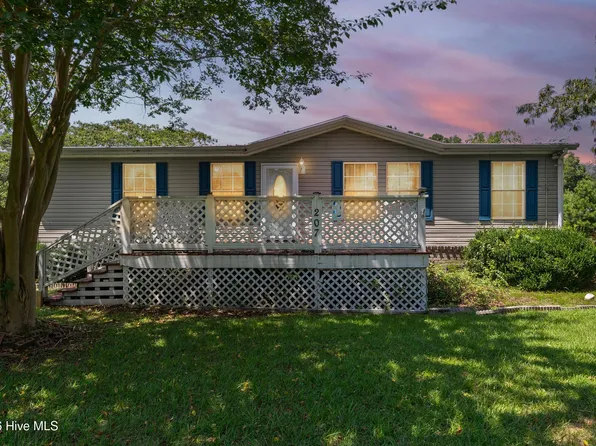 207 Betty Drive, Burgaw, NC 28425