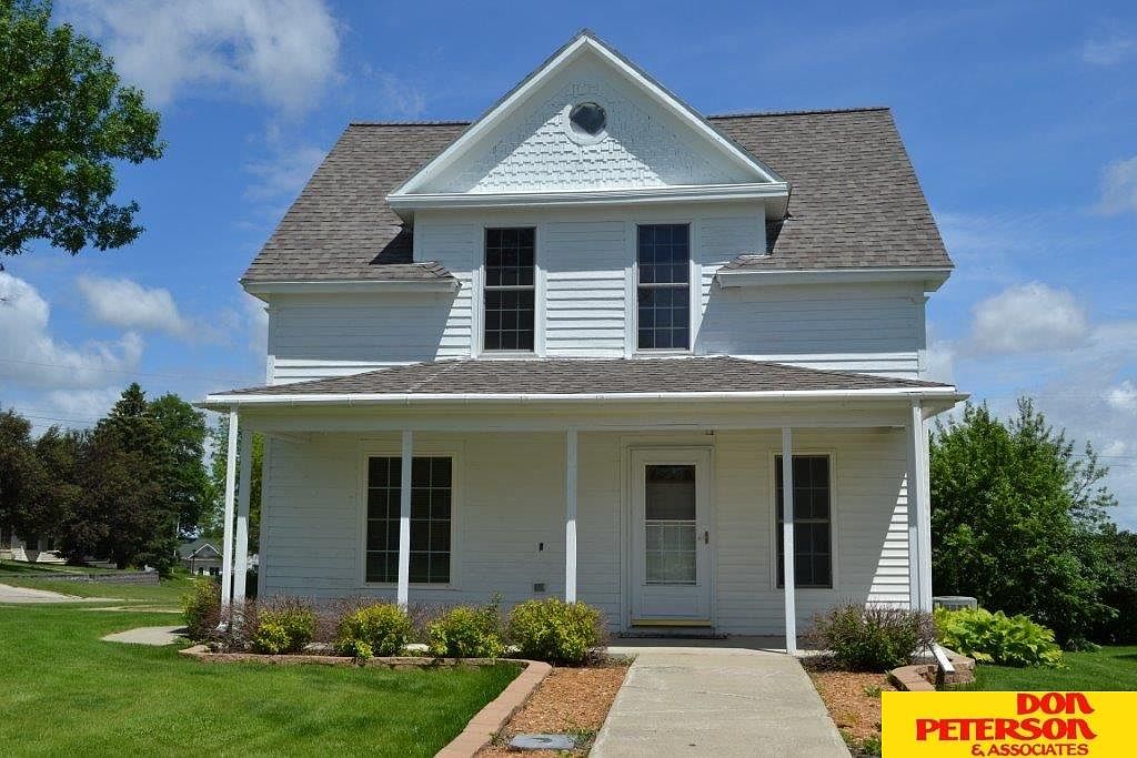 206 W Main St, Hartington, NE 68739 Zillow