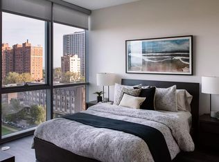 845 W Agatite Ave #1011, Chicago, IL 60640