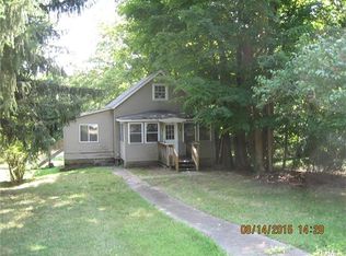 11 Clove Rd, Salisbury Mills, NY 12577