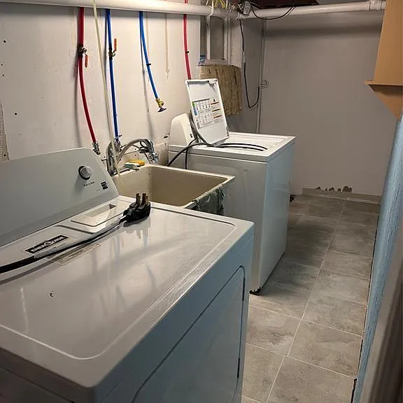 1180 Albert Rd — Photo 12