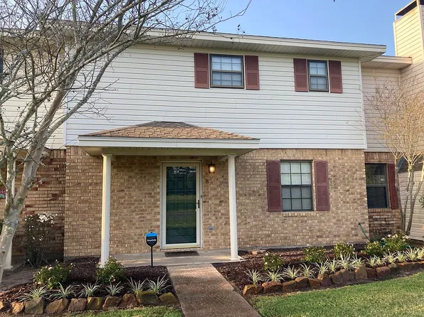 8 Dana St, Lumberton, TX 77657