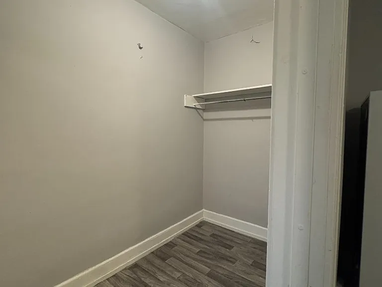 700 Spencer St — Photo 5