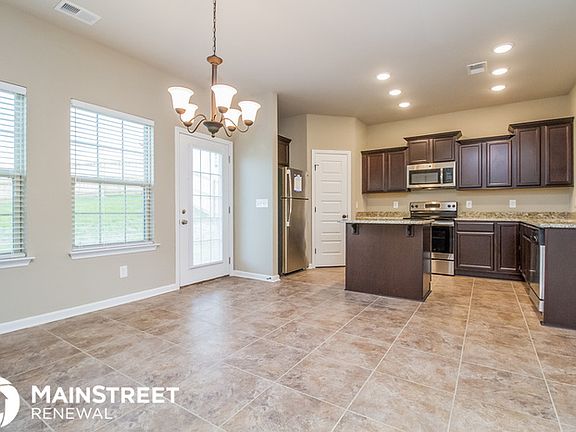 4th image of 1115 Harmony Ln