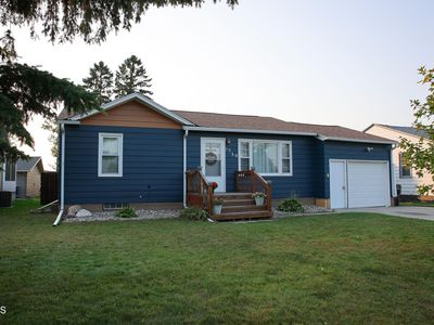 1530 5th Ave SW, Jamestown, ND, 58401