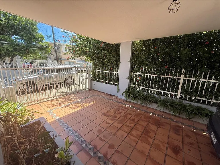 1510 Las Maraas — Photo 4