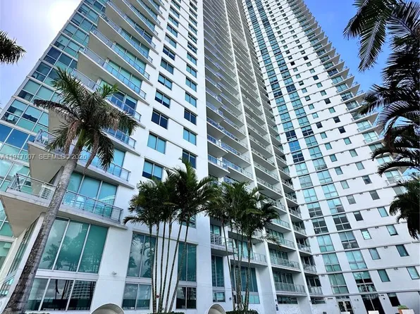 92 SW 3rd St APT 3105, Miami, FL 33130