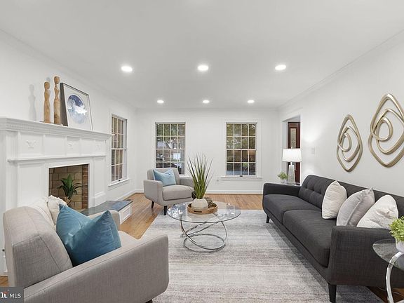 5th image of 15517 Ambiance Dr