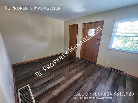4th image of 3025 Darfield Pl