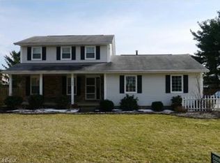 7000 Eastham Cir NW, Canton, OH 44708
