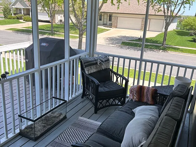 9402 Eagle Nest Ln — Photo 10