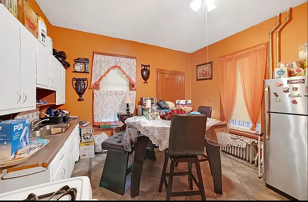 Sold by Highline Residential | media 6