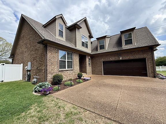 2nd image of 1600 Inverness Dr