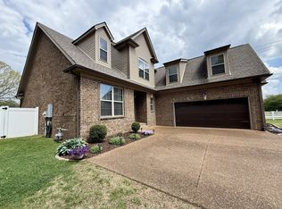 1600 Inverness Dr, Spring Hill, TN 37174