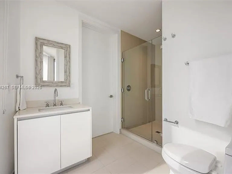 2831 S Bayshore Dr #CU-1701 — Photo 45