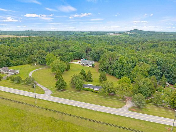 4th image of 746 Breazeale Rd