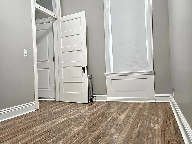 337-341 Georgia St — Photo 6