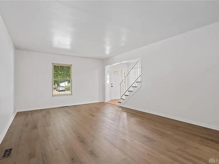 5420 Split Rock Dr — Photo 7