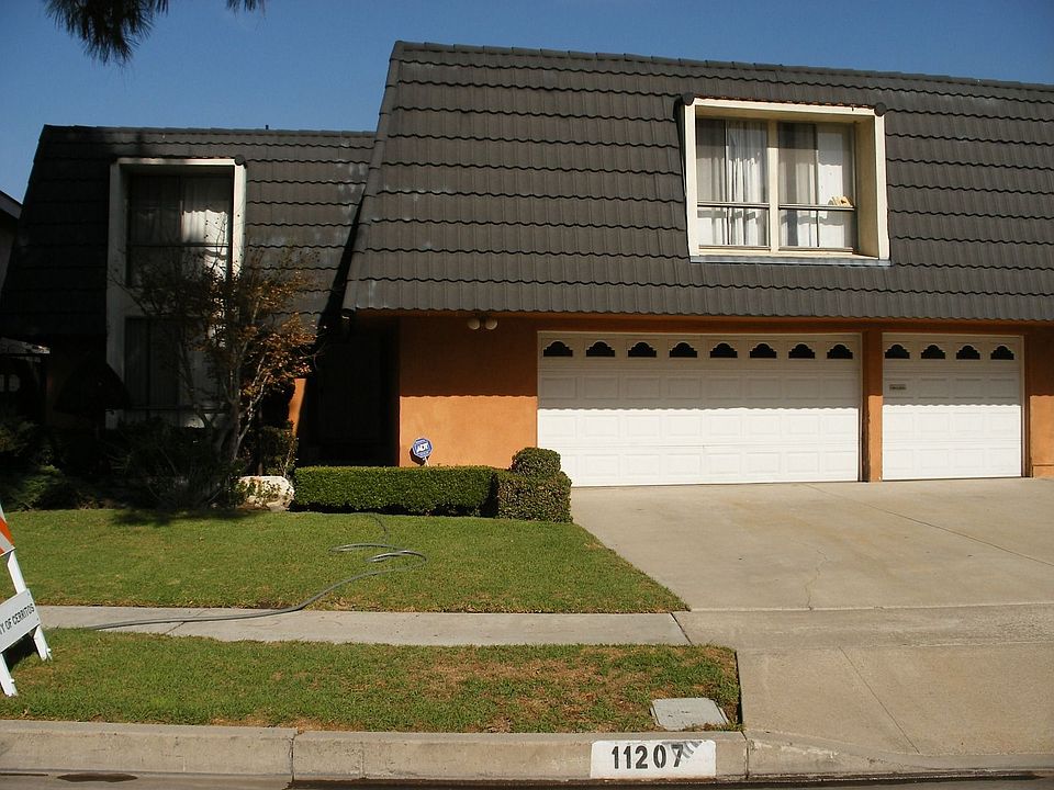 Large 5-bedroom Cerritos Home