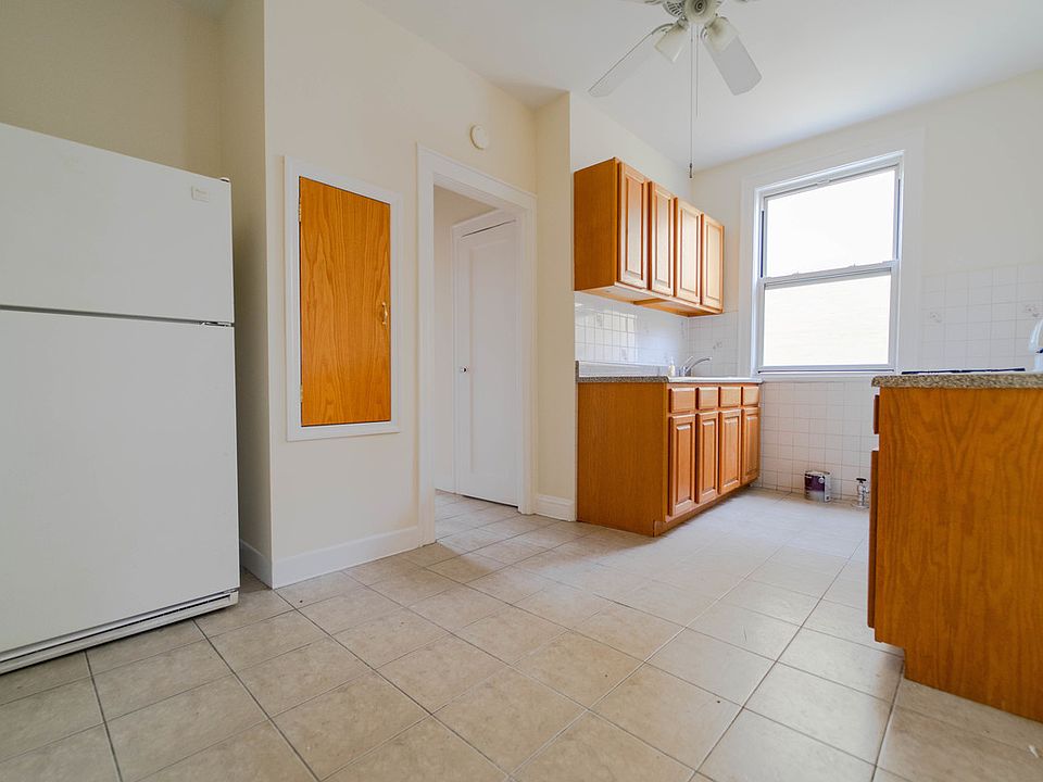 1st image of 30-38 33rd St #3B