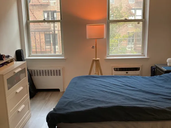 438 East 77th Street image 4 of 10