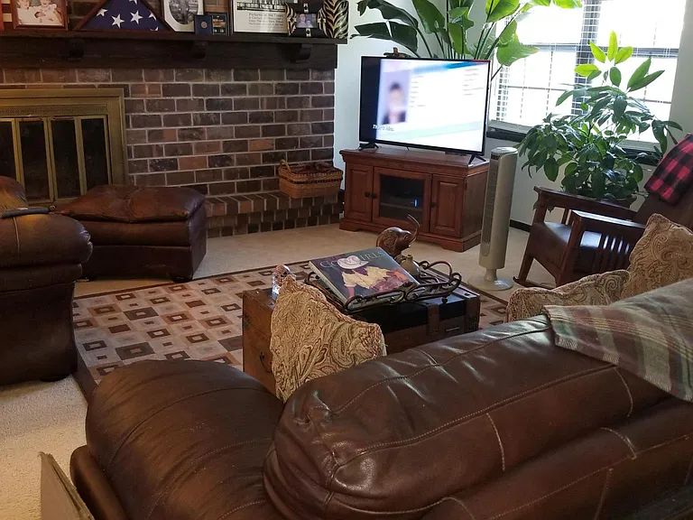 336 Twykingham Pl — Photo 3