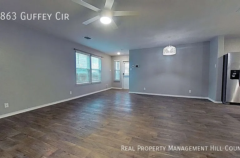 13863 Guffey Cir — Photo 3