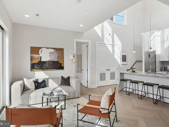 1236 Raum St NE #Penthouse 1, Washington, DC 20002